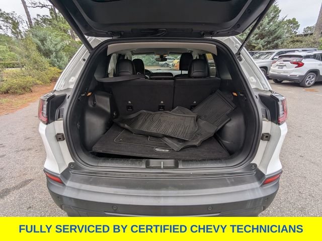 Used 2023 White Jeep Altitude image 18