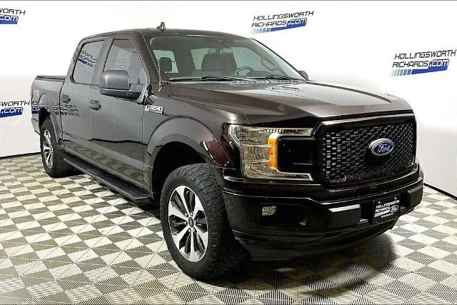Used 2020 Magma Red Ford XL image 29