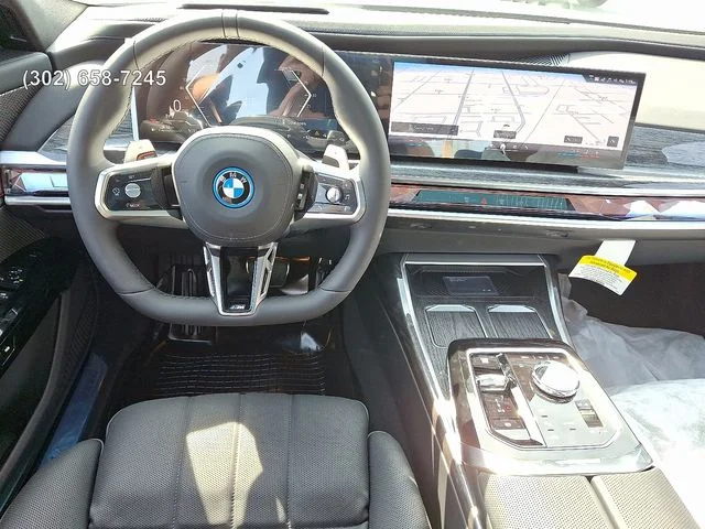 2026 BMW 7 Series 750e - Photo 10