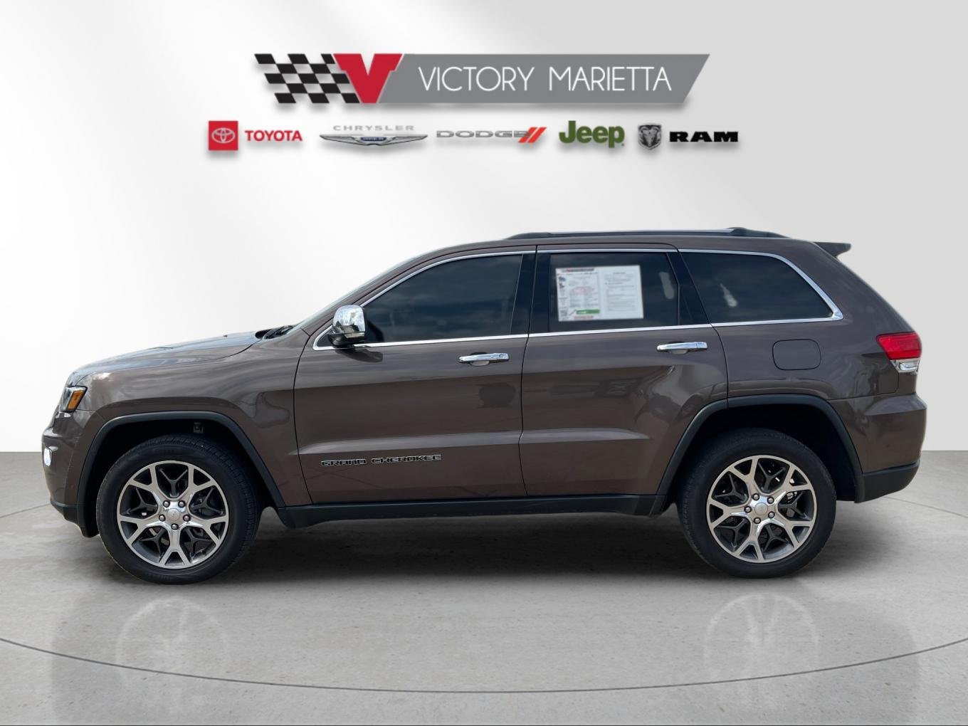 Used 2019 Jeep Grand Cherokee Limited with VIN 1C4RJFBG9KC820015 for sale in Marietta, OH