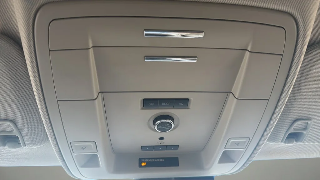 Used 2019 Summit White GMC SLT image 32