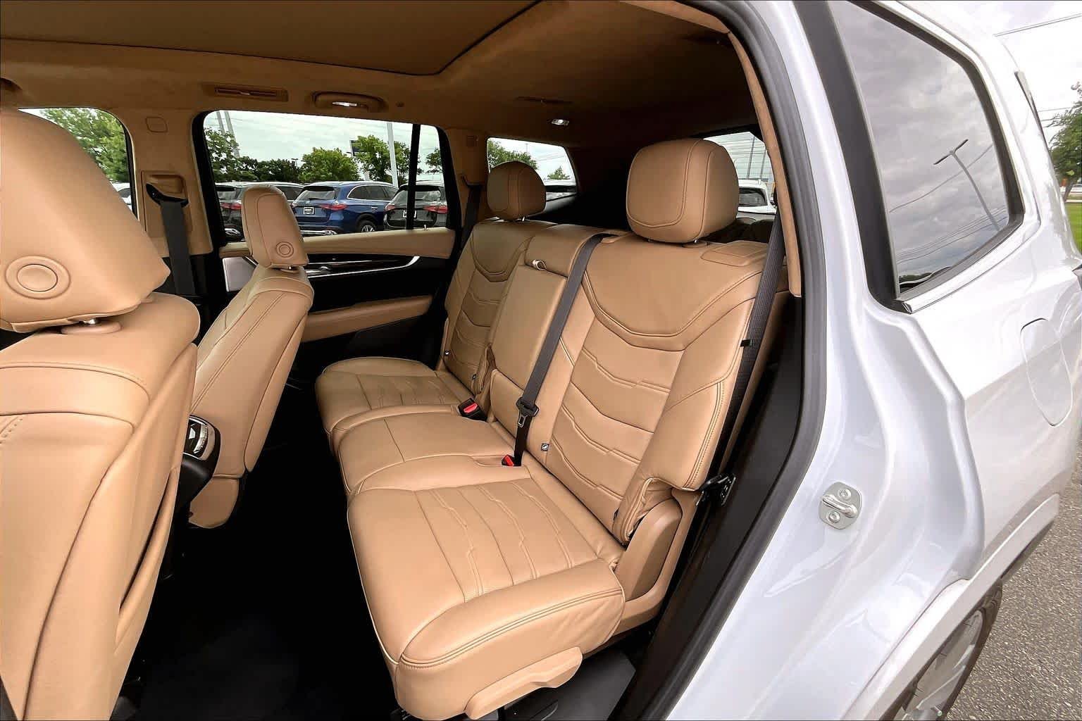 Used 2024 Crystal White Tricoat Cadillac AWD Premium Luxury image 21