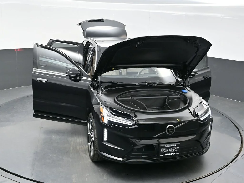 2025 Volvo EX90 Ultra - Photo 44