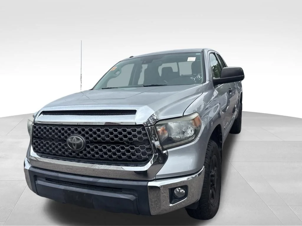 Used 2019 Silver Toyota SR5 image 16