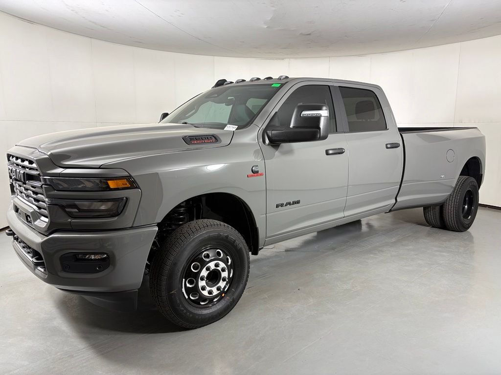 New 2026 Ceramic Gray Clear-Coat Exterior Paint RAM Big Horn image 4
