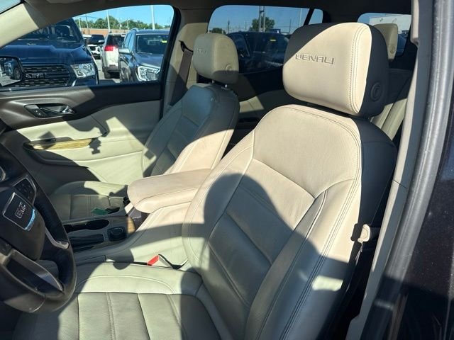 Used 2018 Silver GMC Denali image 12