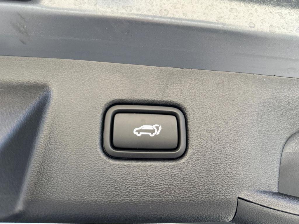 New 2026 Ecotronic Gray Hyundai SEL FWD image 24