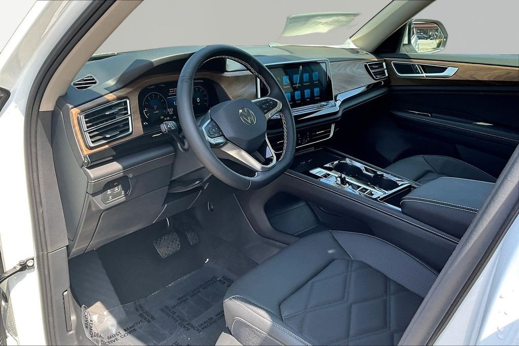 2026 Volkswagen Atlas SE w/Tech - Photo 17