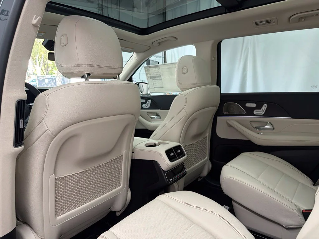 New 2027  Mercedes-Benz GLS 450 image 21