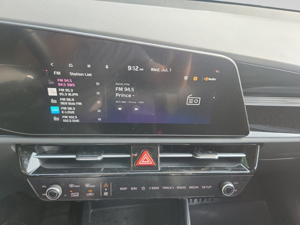 Certified Used 2023 Green Kia EX Touring image 21