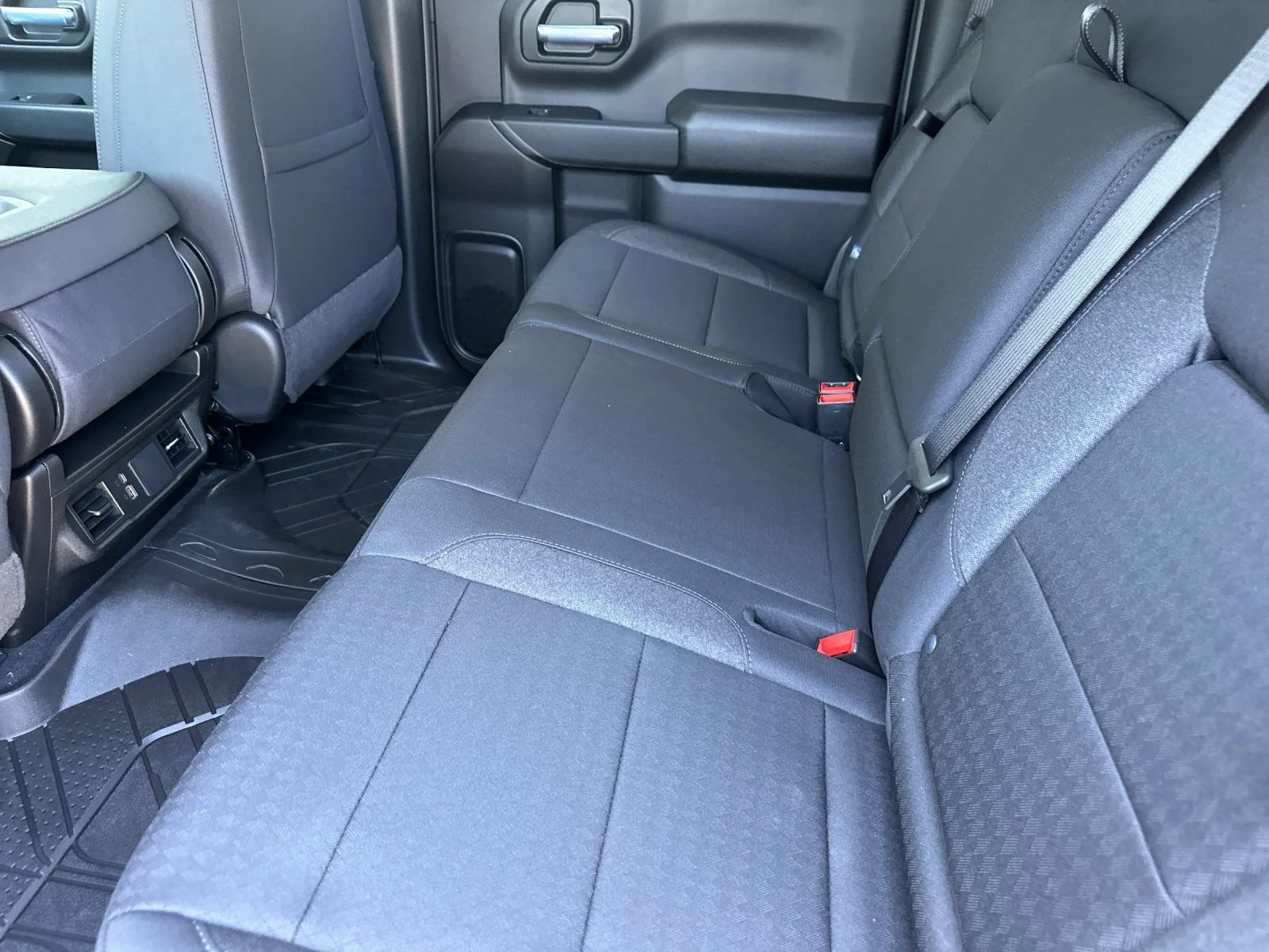 2026 Chevrolet Silverado 1500 Custom - Photo 12