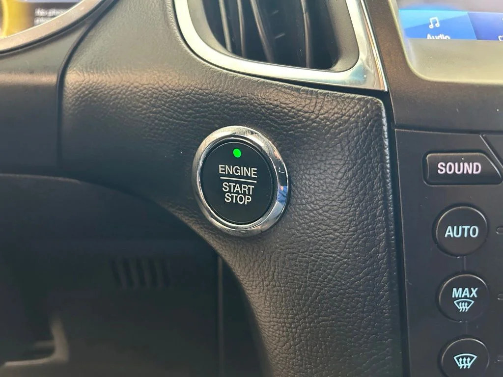 Used 2019 Blue Ford Titanium image 46