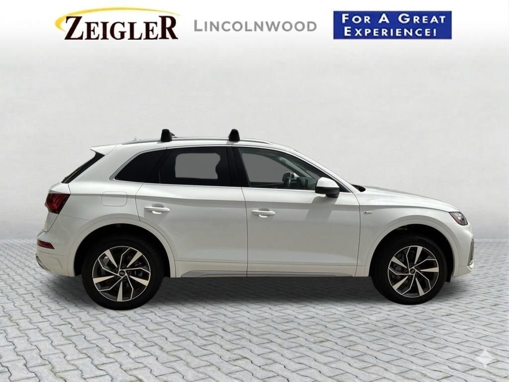 Used 2024  Audi 45 S line Premium image 7