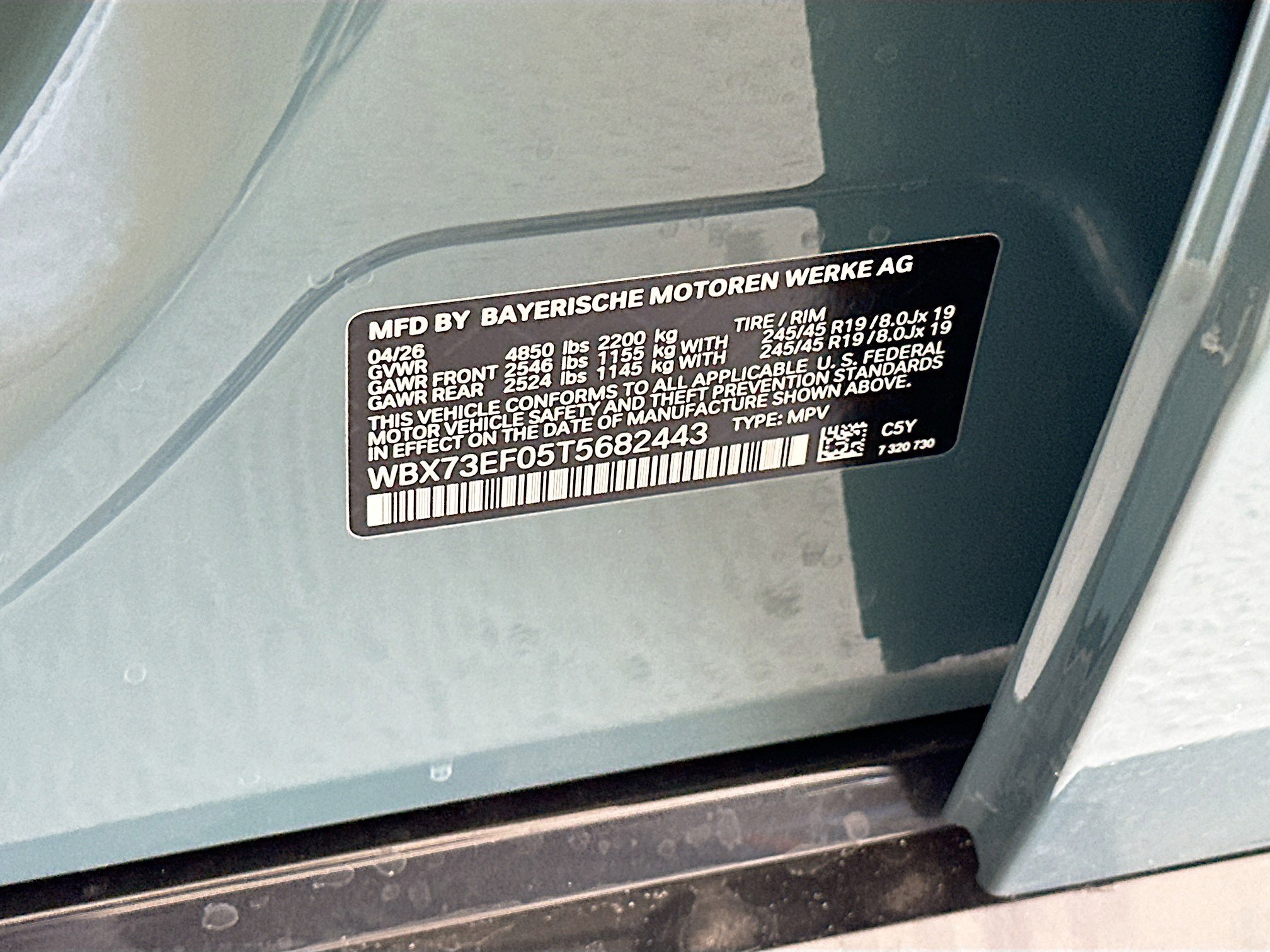 New 2026 Cape York Green Metallic BMW xDrive28i image 25