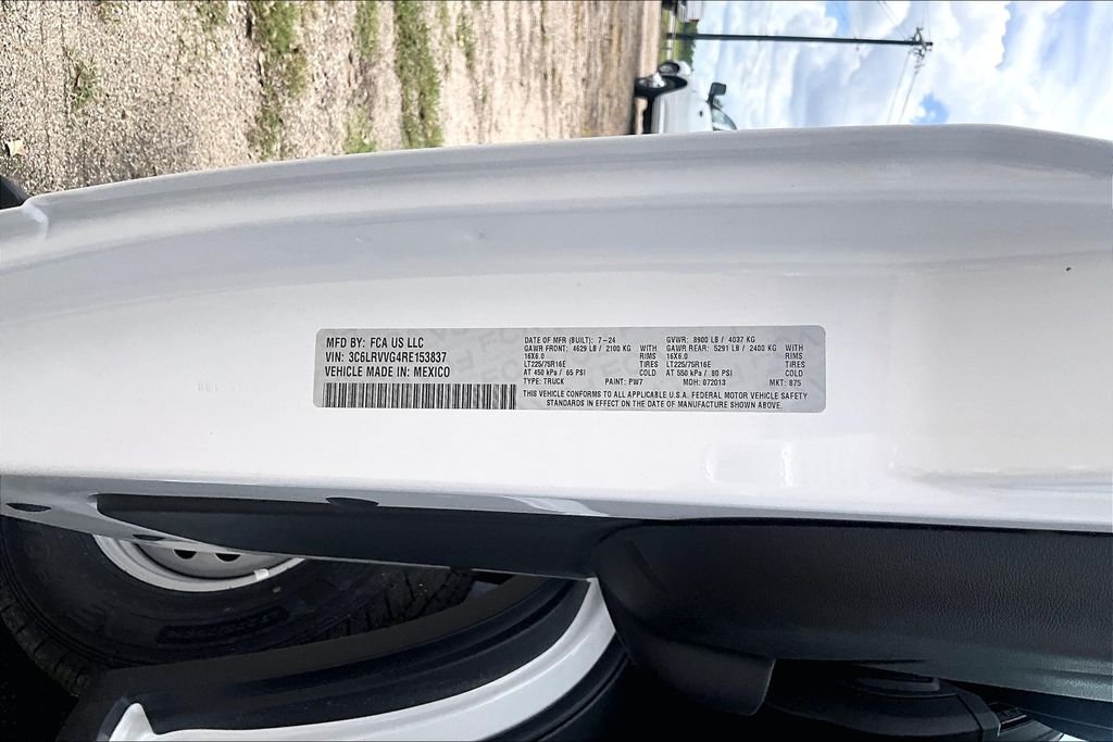 New 2024 Ram ProMaster 2500 Base 3D Cargo Van