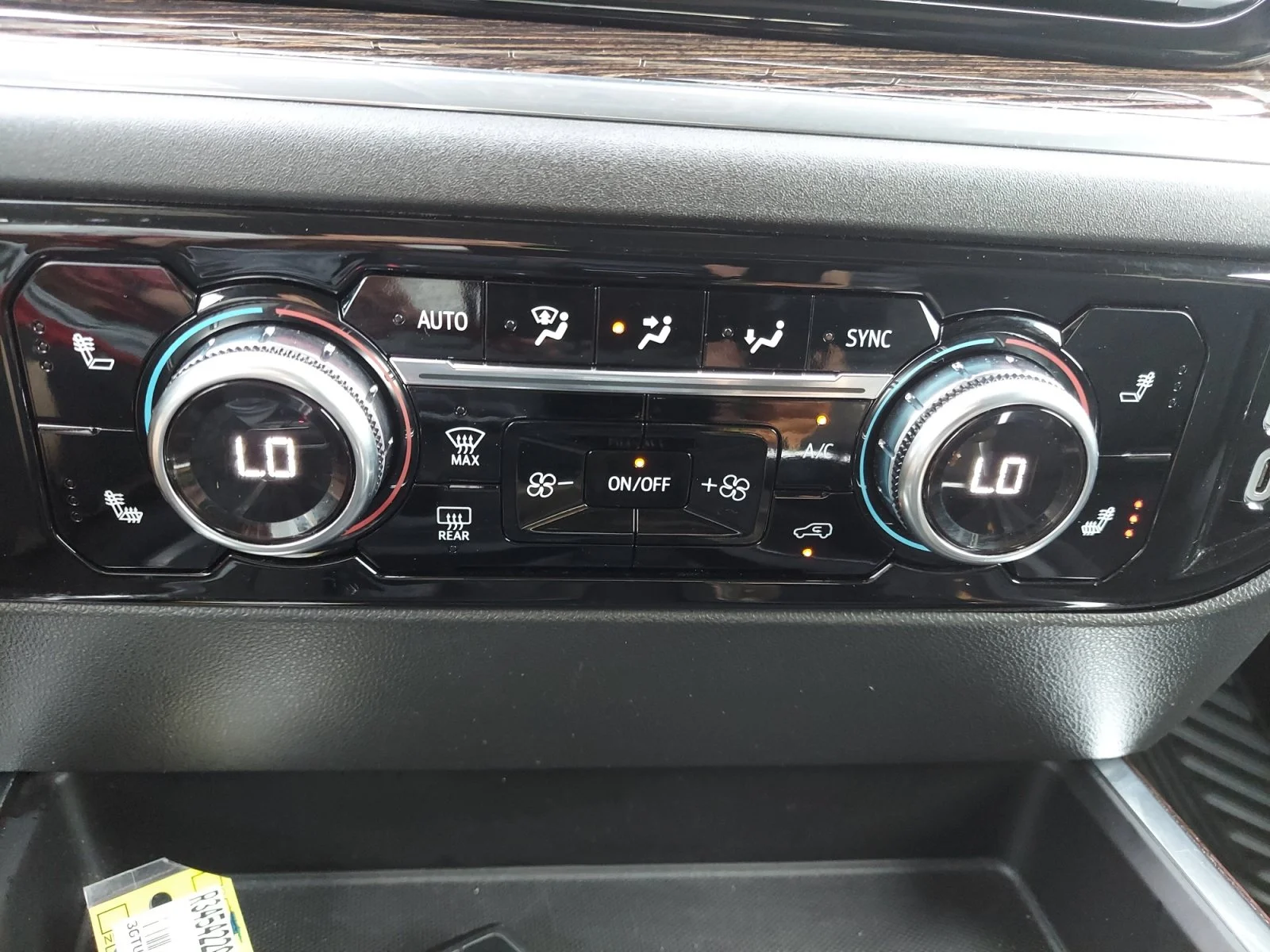 Used 2023 Summit White GMC Elevation image 18