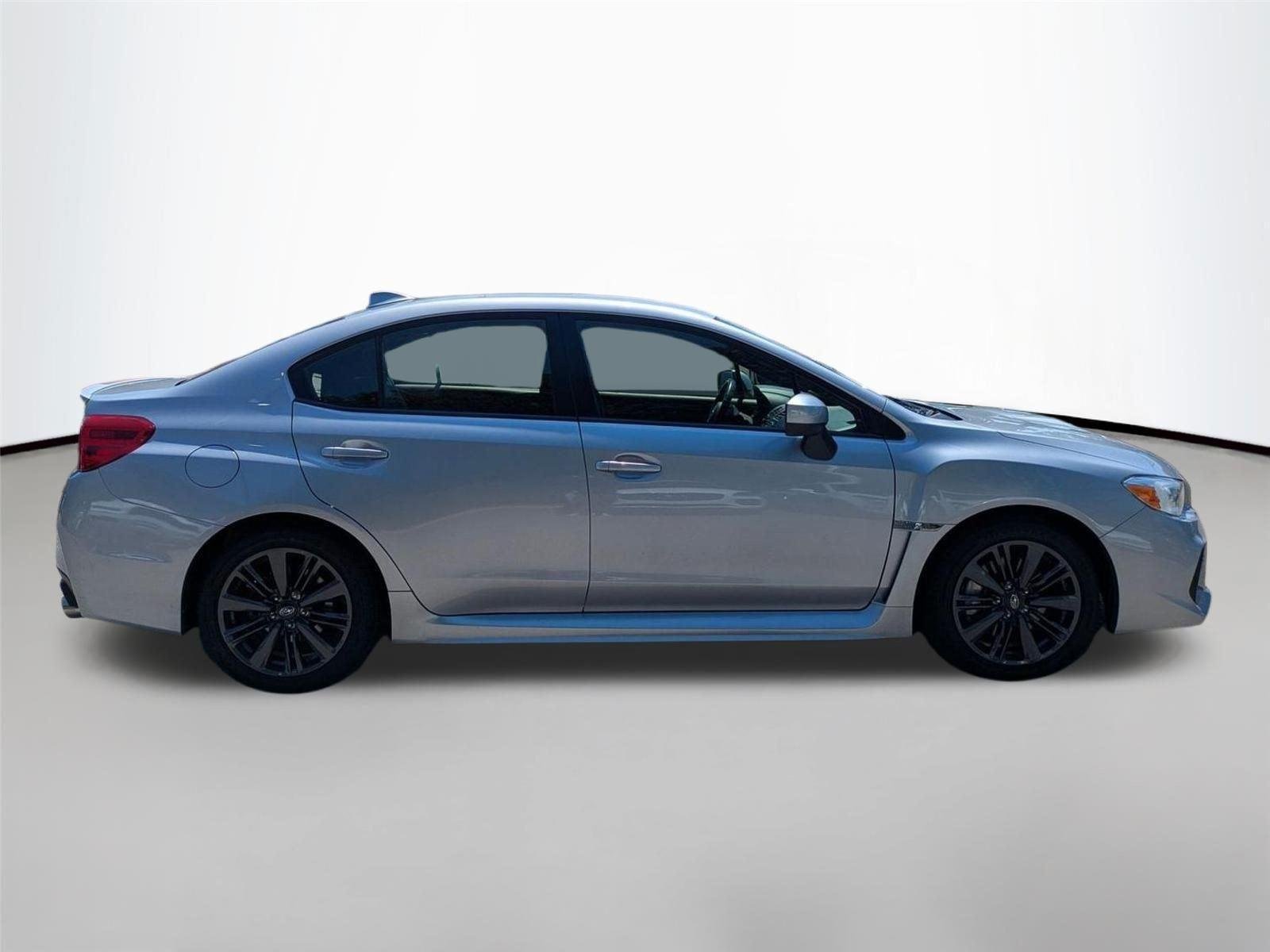 Used 2021 Ice Silver Metallic Subaru  image 4