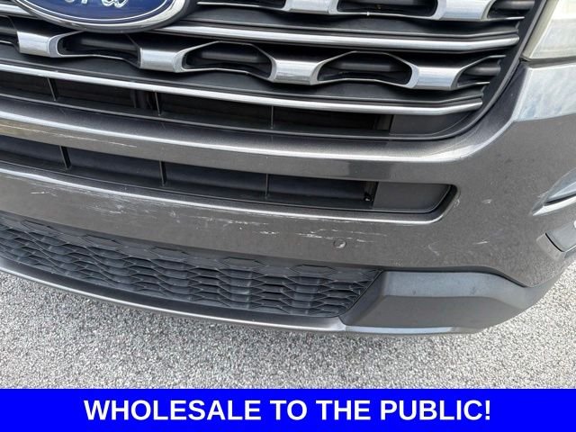 Used 2017 Gray Ford XLT image 6