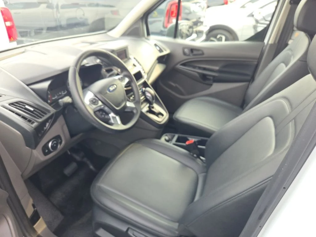 Used 2023 White Ford XL image 3