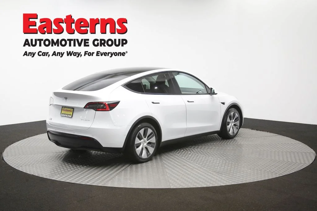 Used 2021 White Tesla Long Range image 38