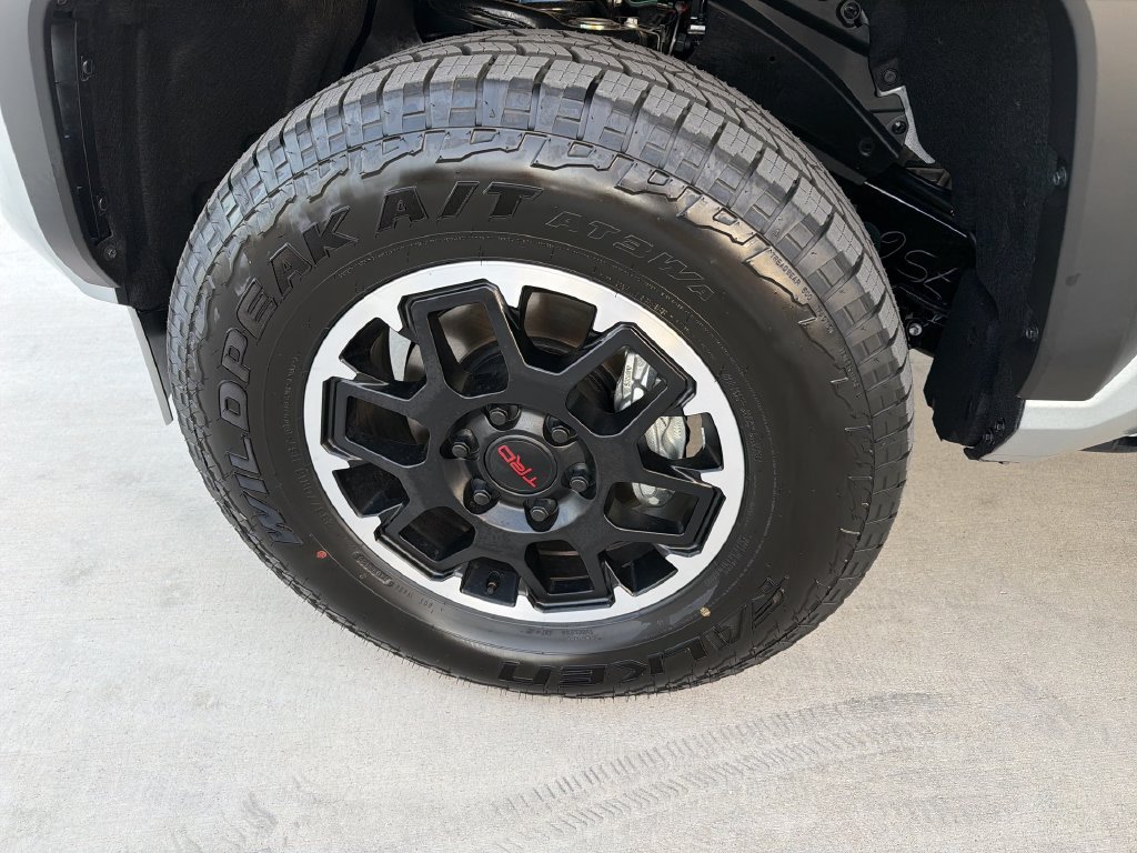 New 2026 Celestial Silver Metallic Toyota Tacoma TRD Off-Road image 31