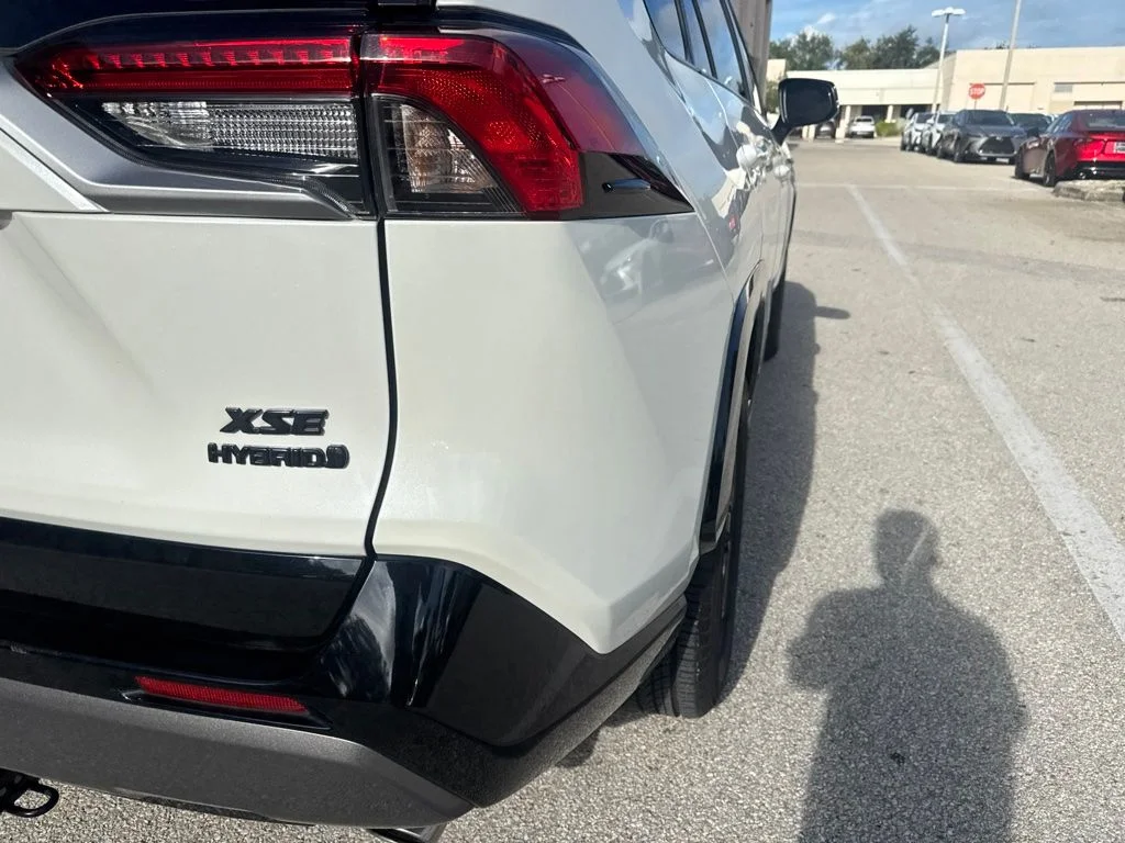 Used 2021 White Toyota XSE image 7