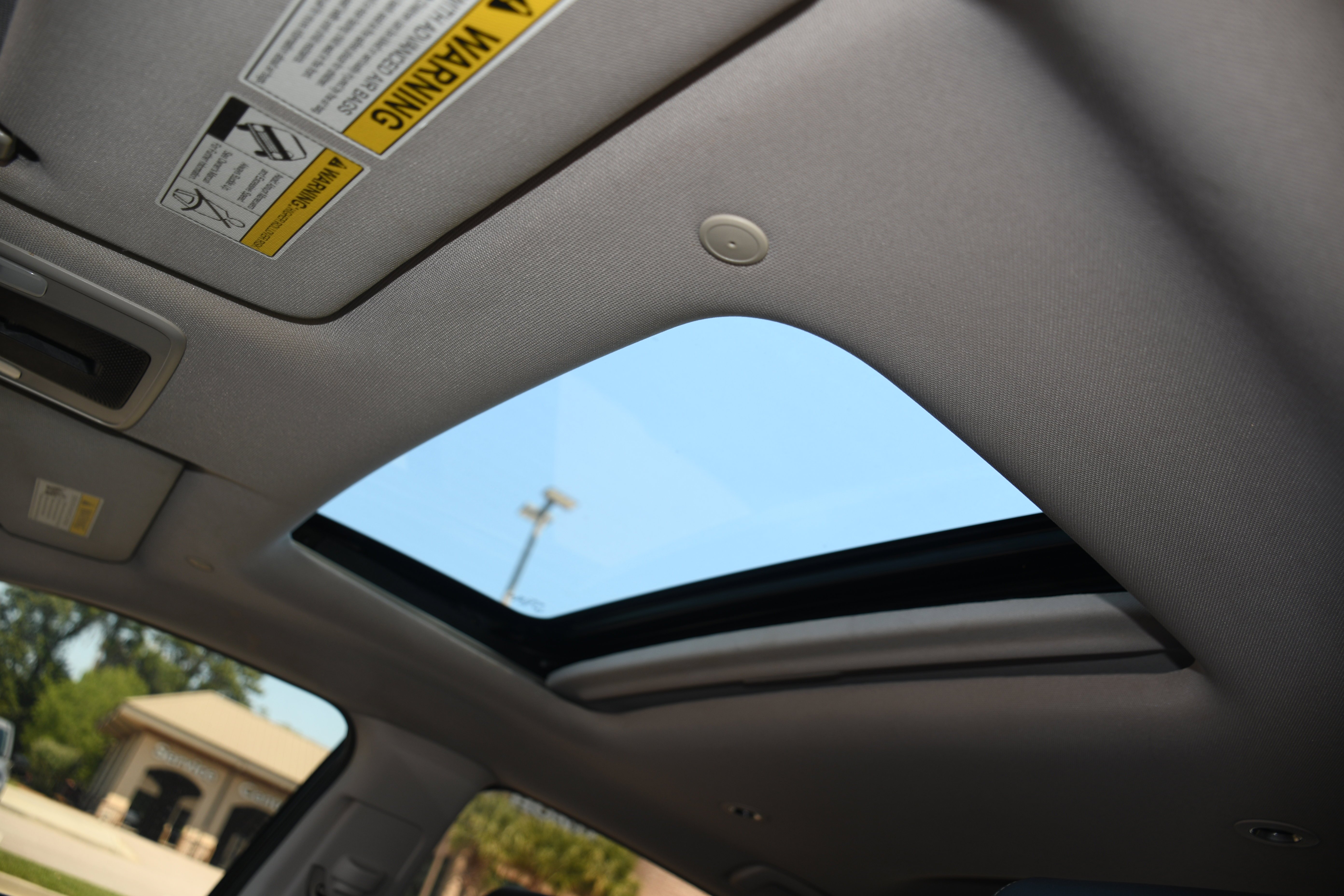 Used 2023 Black Honda EX-L image 6