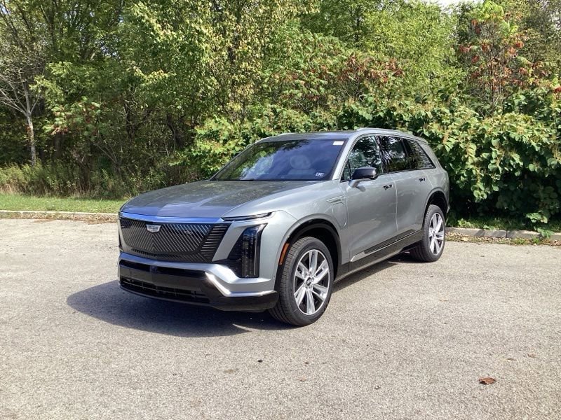 2026 Cadillac VISTIQ Luxury - Photo 3