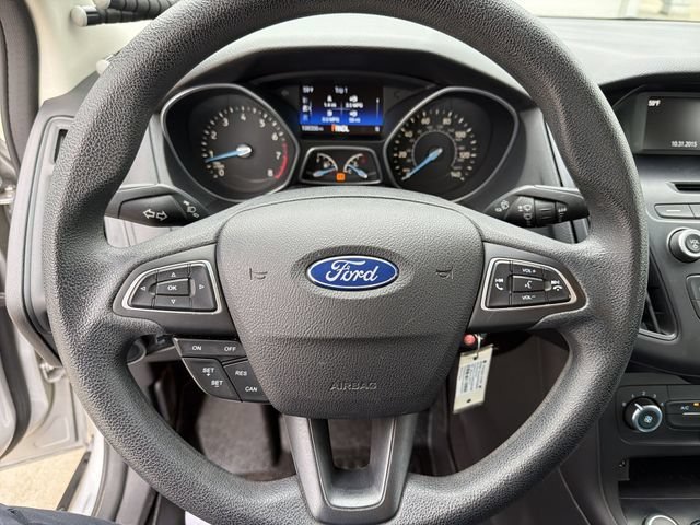 Used 2016  Ford SE image 16