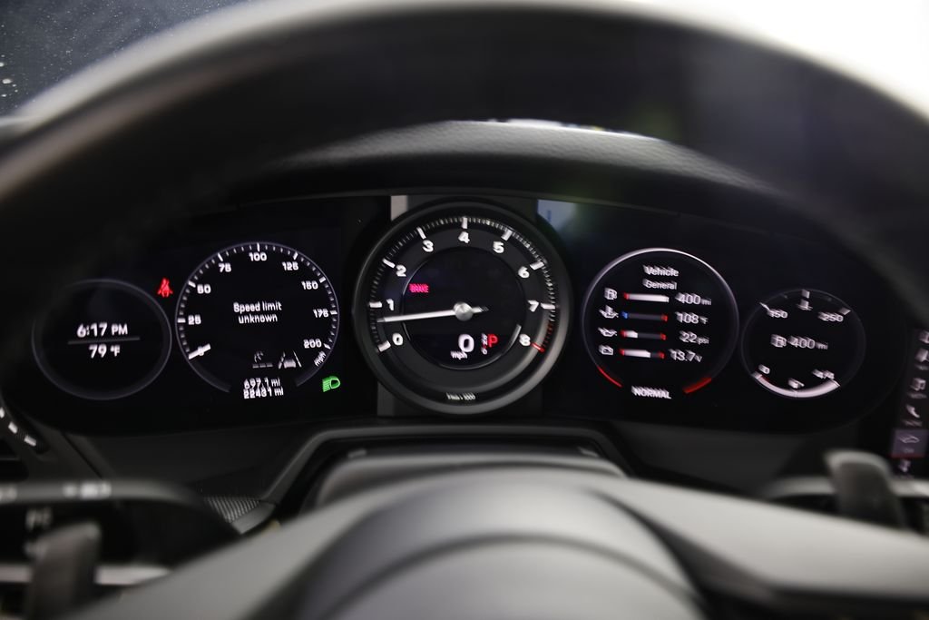 Used 2020 White Porsche Carrera 4S image 32