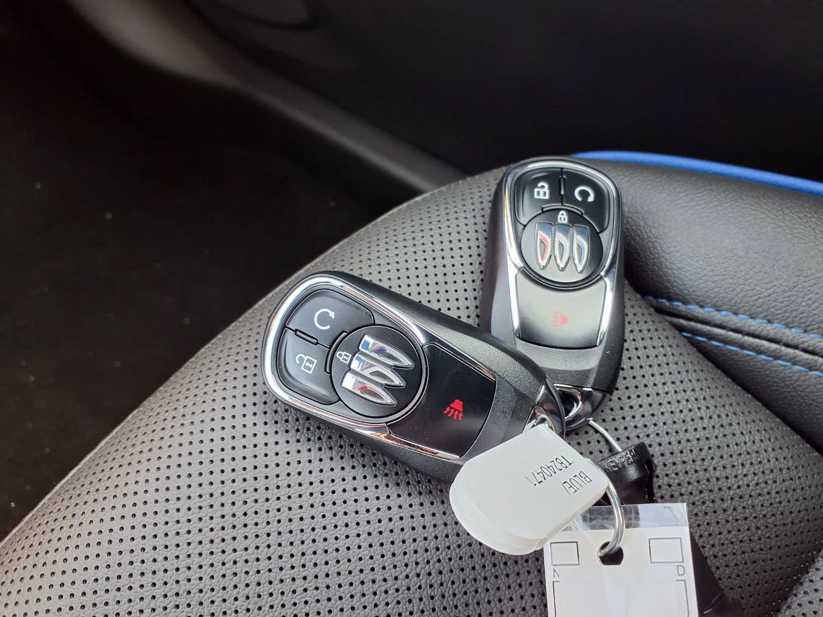 2026 Buick Encore GX Sport Touring - Photo 13