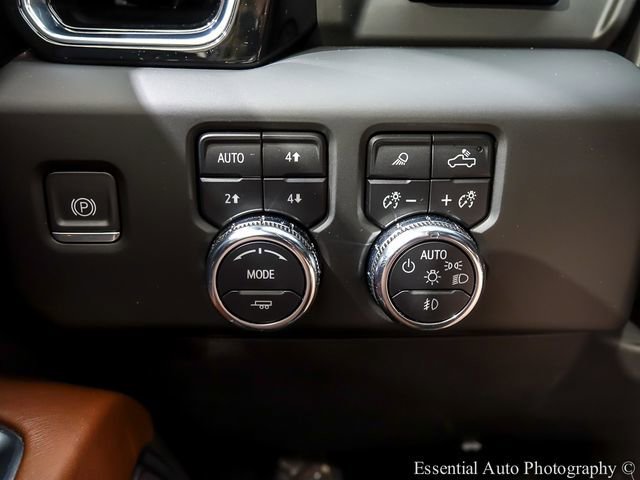 Used 2023 White Frost Tricoat GMC Denali Ultimate image 22