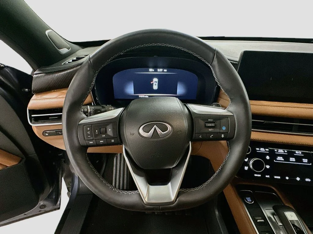Used 2023 Blue INFINITI Autograph image 12