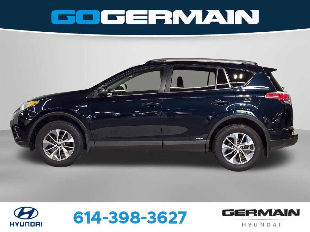 Used 2018 Blue Toyota XLE image 12