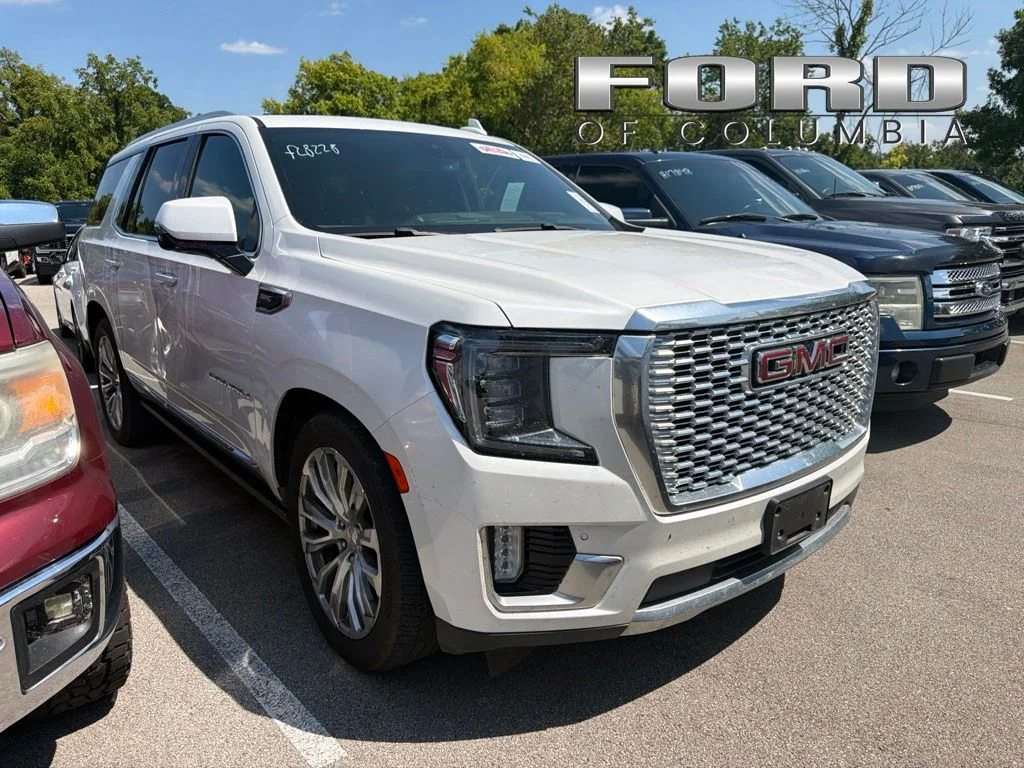 Used 2024 White GMC Denali image 1