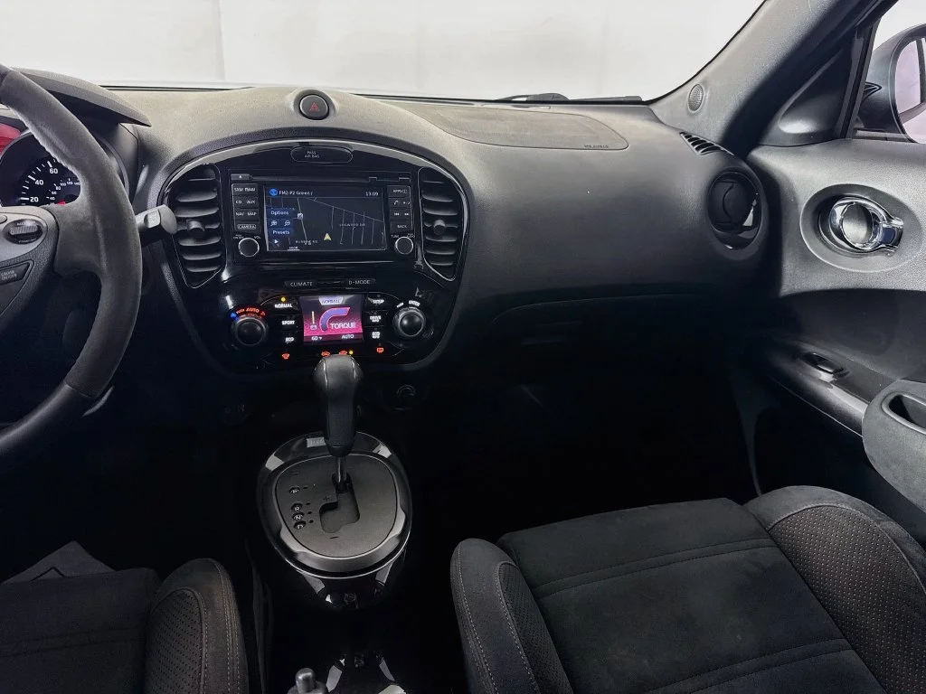 Used 2014 White Nissan NISMO image 27