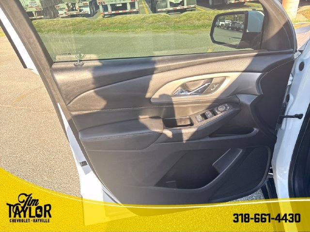 Used 2019 SUMMIT WHITE Chevrolet LT Cloth image 12