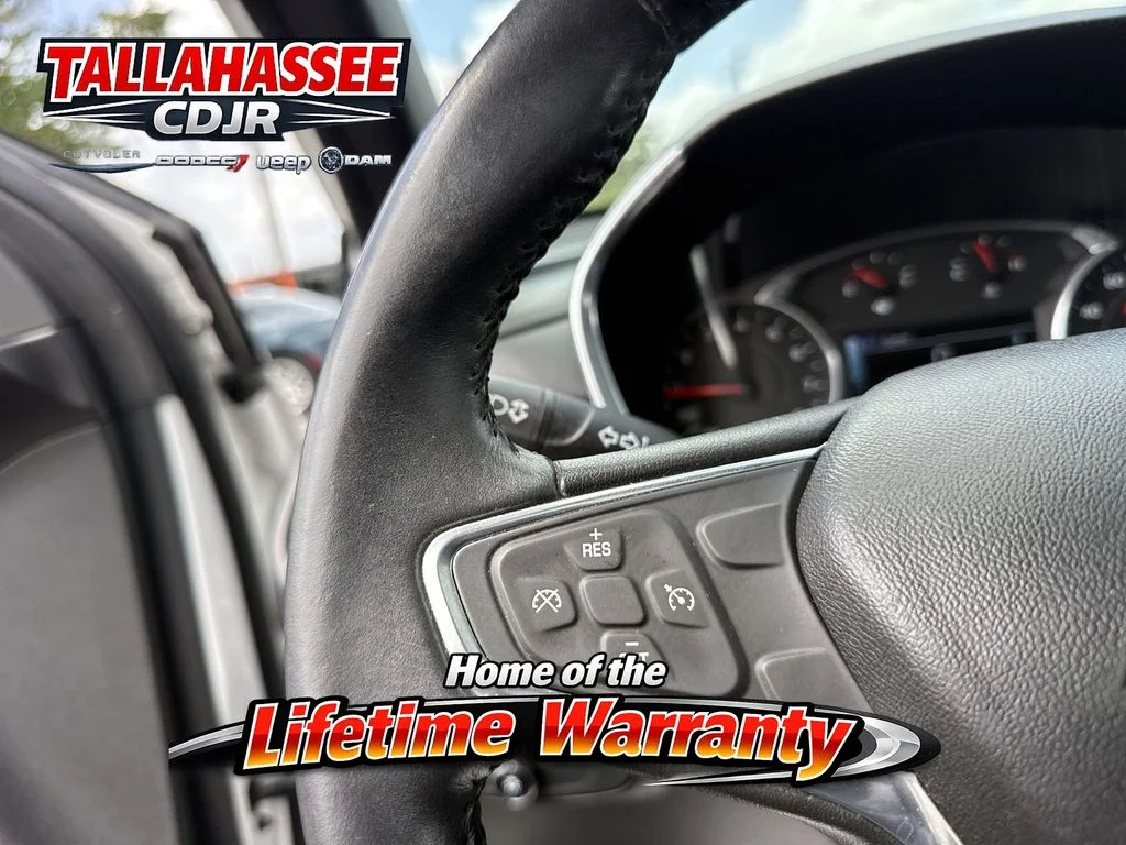 Used 2018 Pearl Chevrolet LT image 15