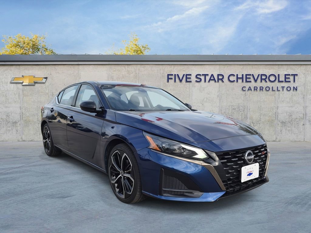2024 Nissan Altima SR