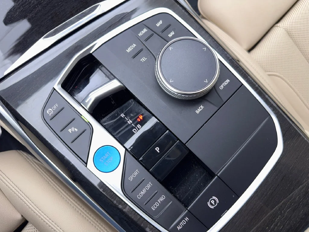 Used 2024 White BMW eDrive35 image 72