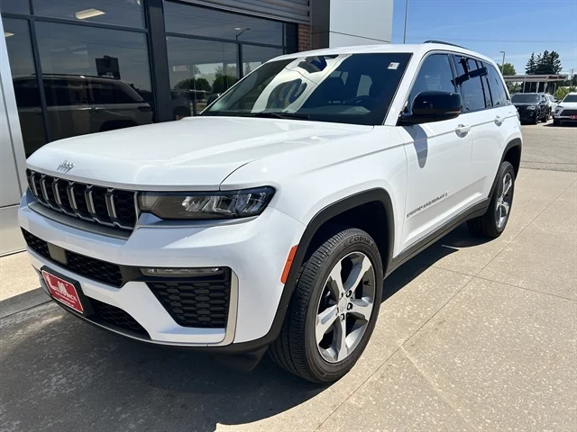 Used 2026 WHITE JEEP Limited image 10
