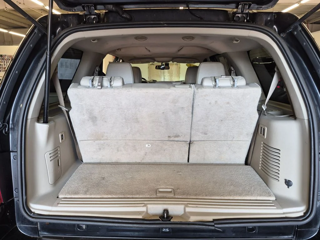 Used 2014 Tuxedo Black Metallic Ford Limited image 18