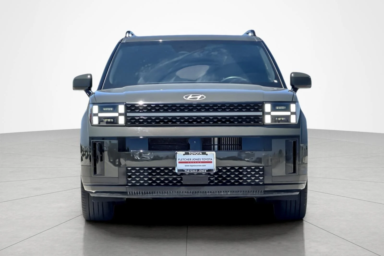 Used 2025 Rockwood Green Hyundai Calligraphy image 8