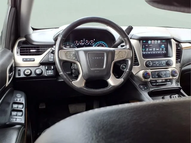 Used 2020 CRIMSON RED TINTCOAT GMC Denali image 4
