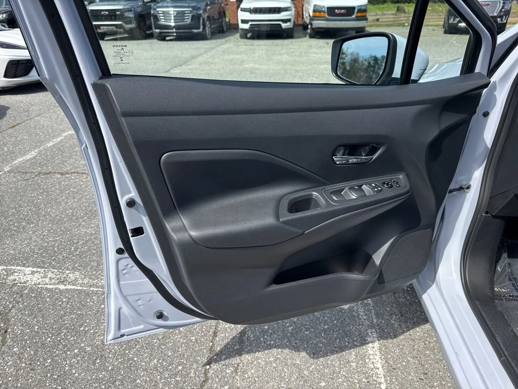 Used 2025 Gray Nissan 1.6 SV image 22