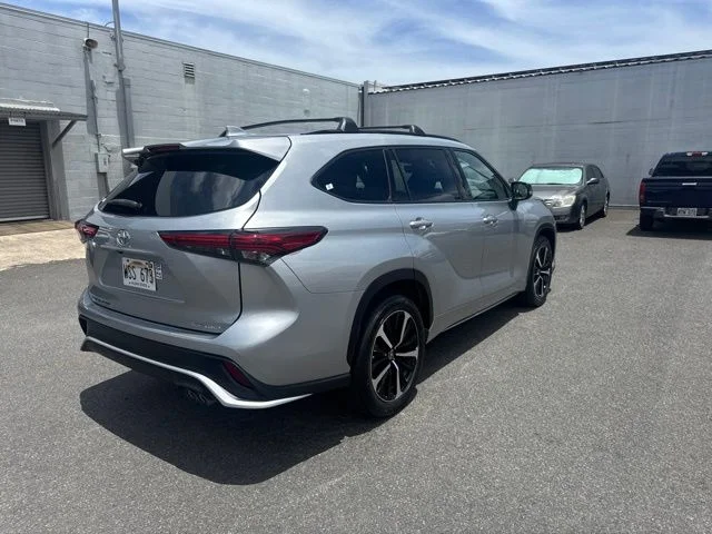 Used 2022 Silver Toyota XSE image 5