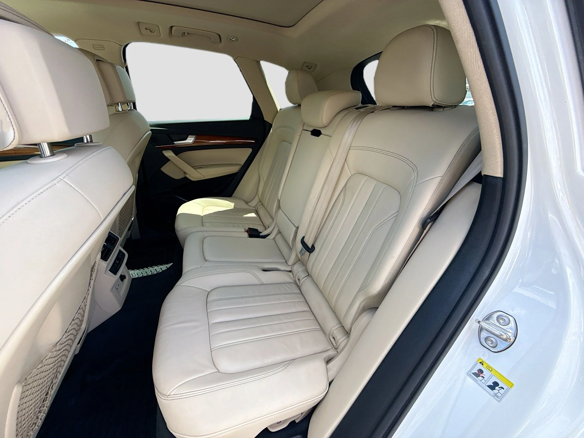 Used 2023 Ibis White Audi S line Premium image 21