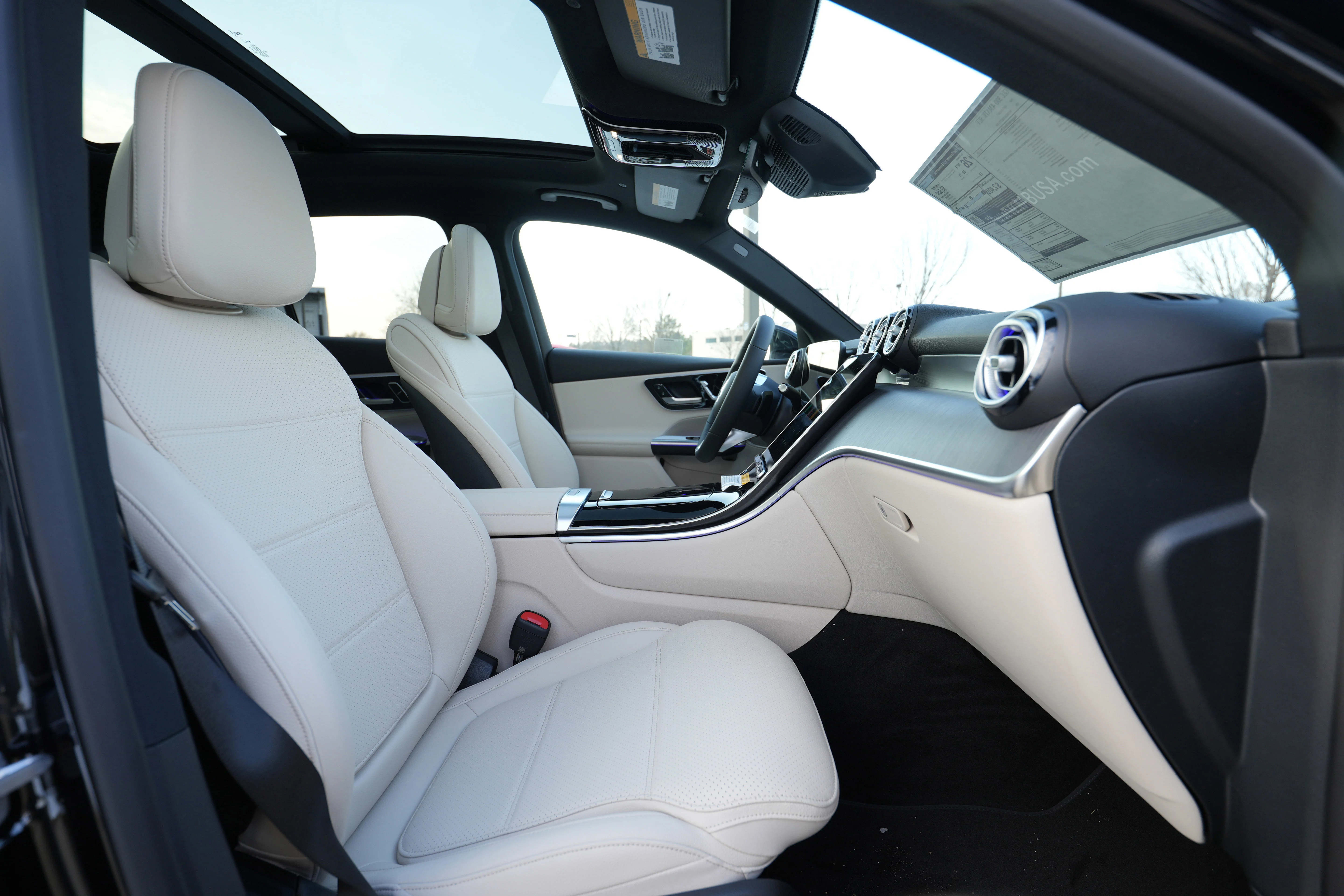 New 2026 OBSIDIAN BLACK Mercedes-Benz GLC 300 image 39