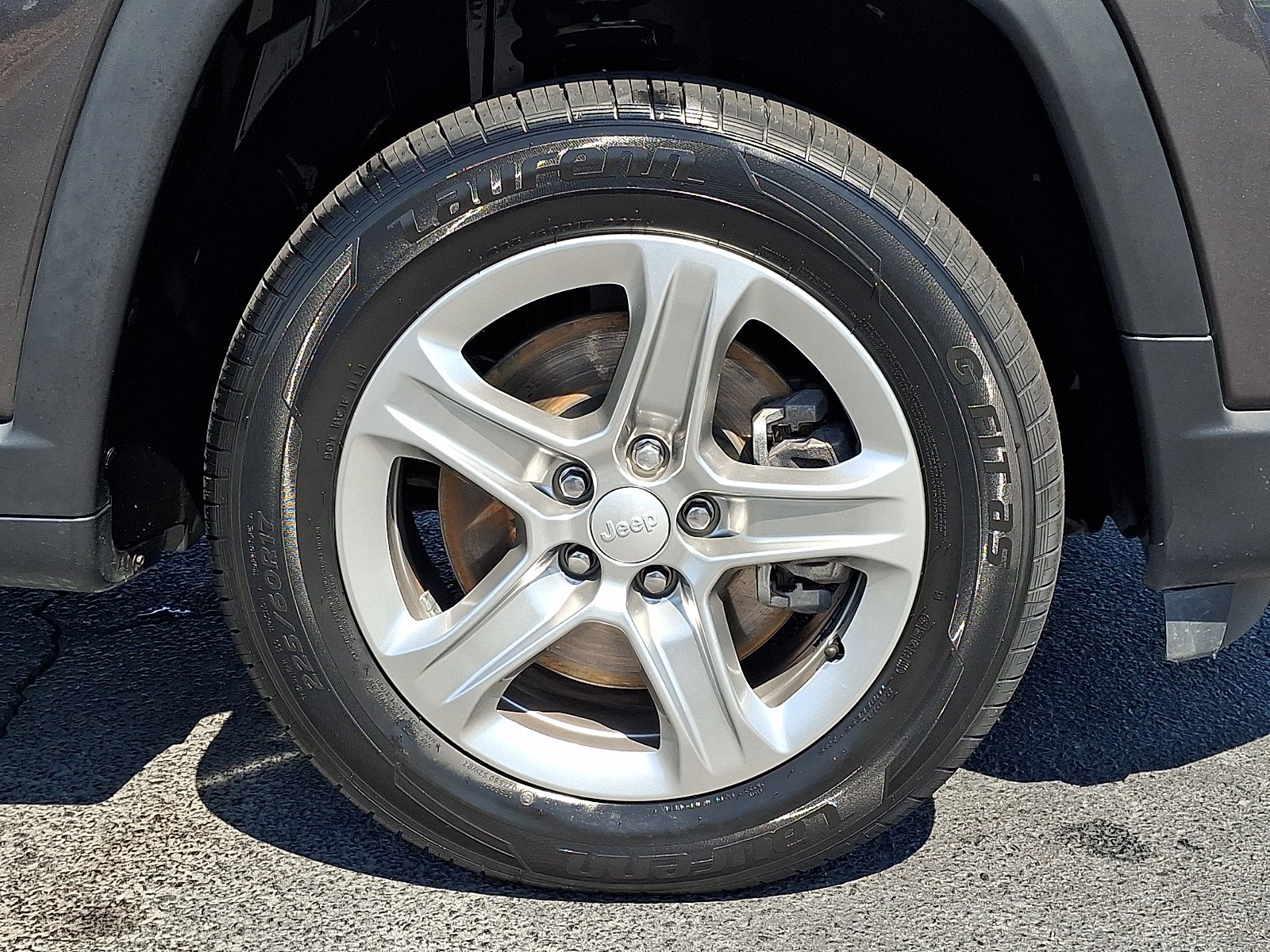 Certified Used 2024 Baltic Gray Metallic Clearcoat - PAS Jeep Latitude 4x4 image 8