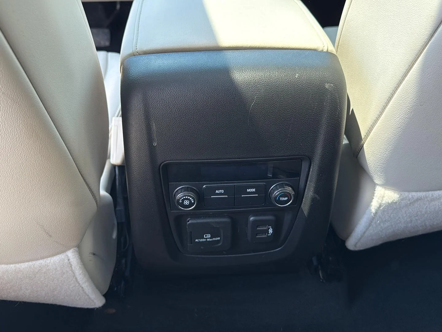 Used 2023 White Frost Tricoat Buick Essence image 22
